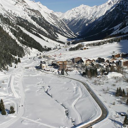 Piz-Hotel Sankt Leonhard im Pitztal Exterior foto